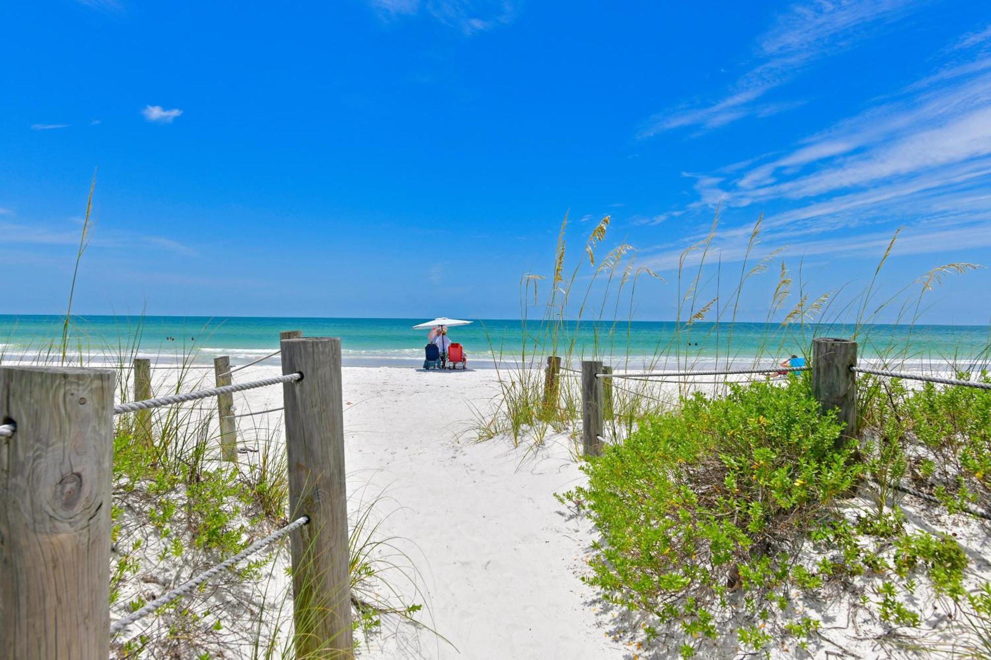 Anna Maria Island Beach Palace Bradenton Beach Eksteriør billede